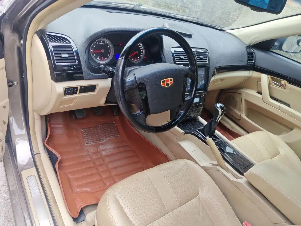 Geely Auto EC8 2011 2.0L Manual Comfort Edition — миниатюра 11