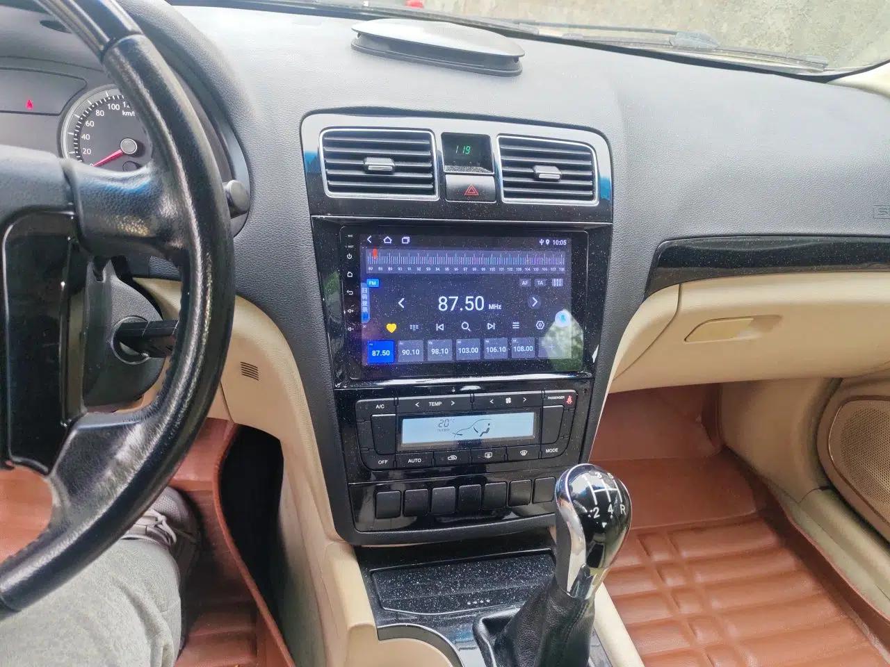 Geely Auto EC8 2011 2.0L Manual Comfort Edition — миниатюра 14