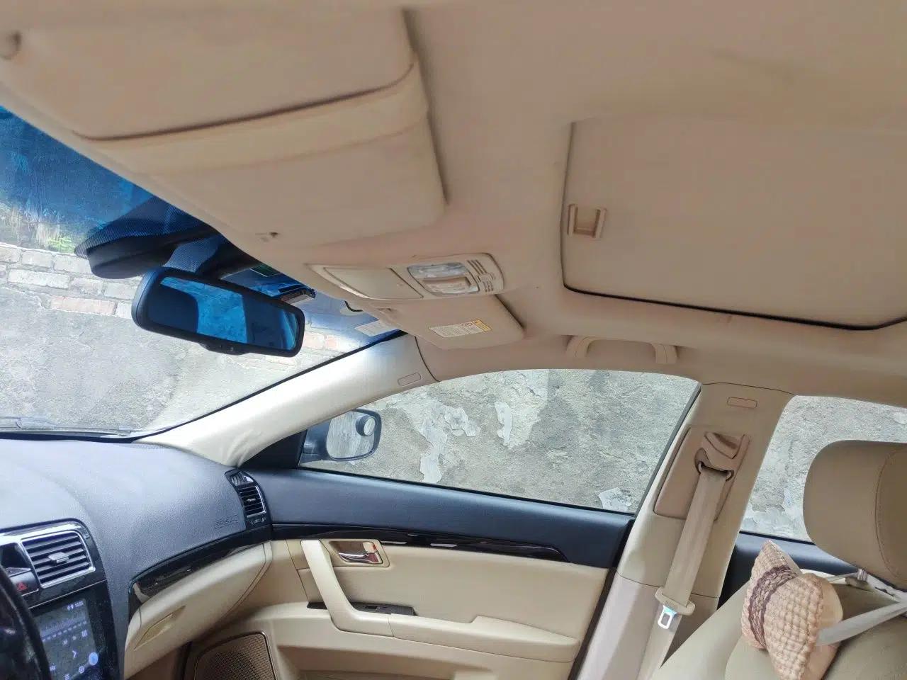 Geely Auto EC8 2011 2.0L Manual Comfort Edition — миниатюра 19