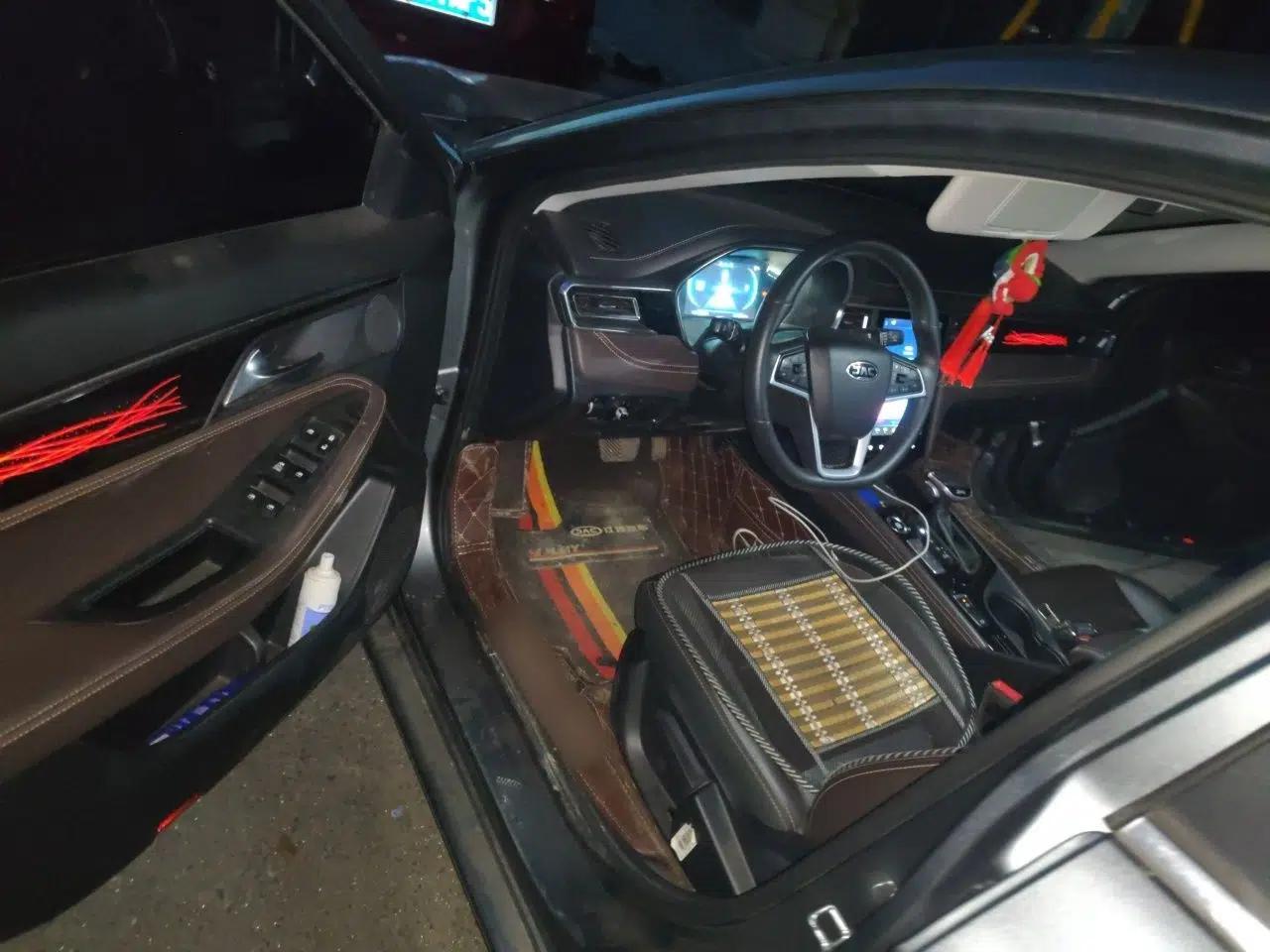 JAC Group J7 2020 1.5T CVT Superior Trim — миниатюра 17