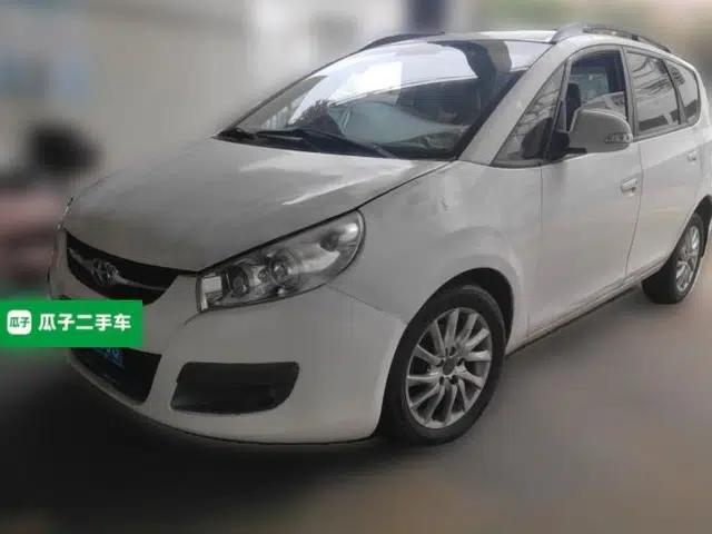 JAC Group Refine M2 2012 1.8L MT Business Luxury 5-Seater