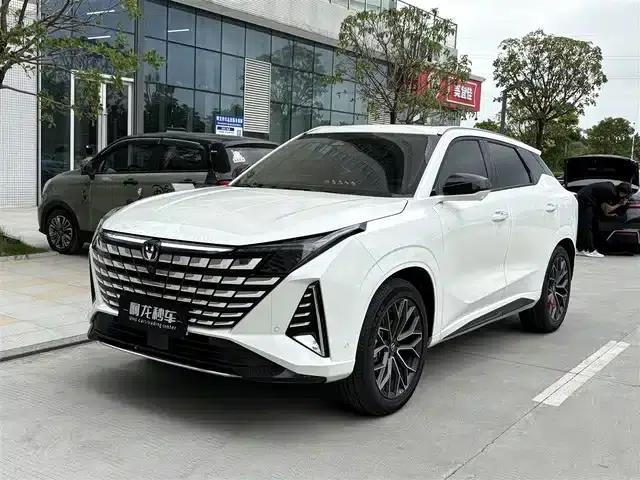 Changan UNI-Z 2025 Model 500Bar MAX
