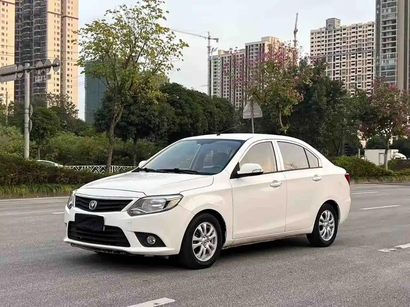 Yuexiang V3 2015 1.4L Manual Comfort Edition (National IV Emission Standard) — миниатюра 1