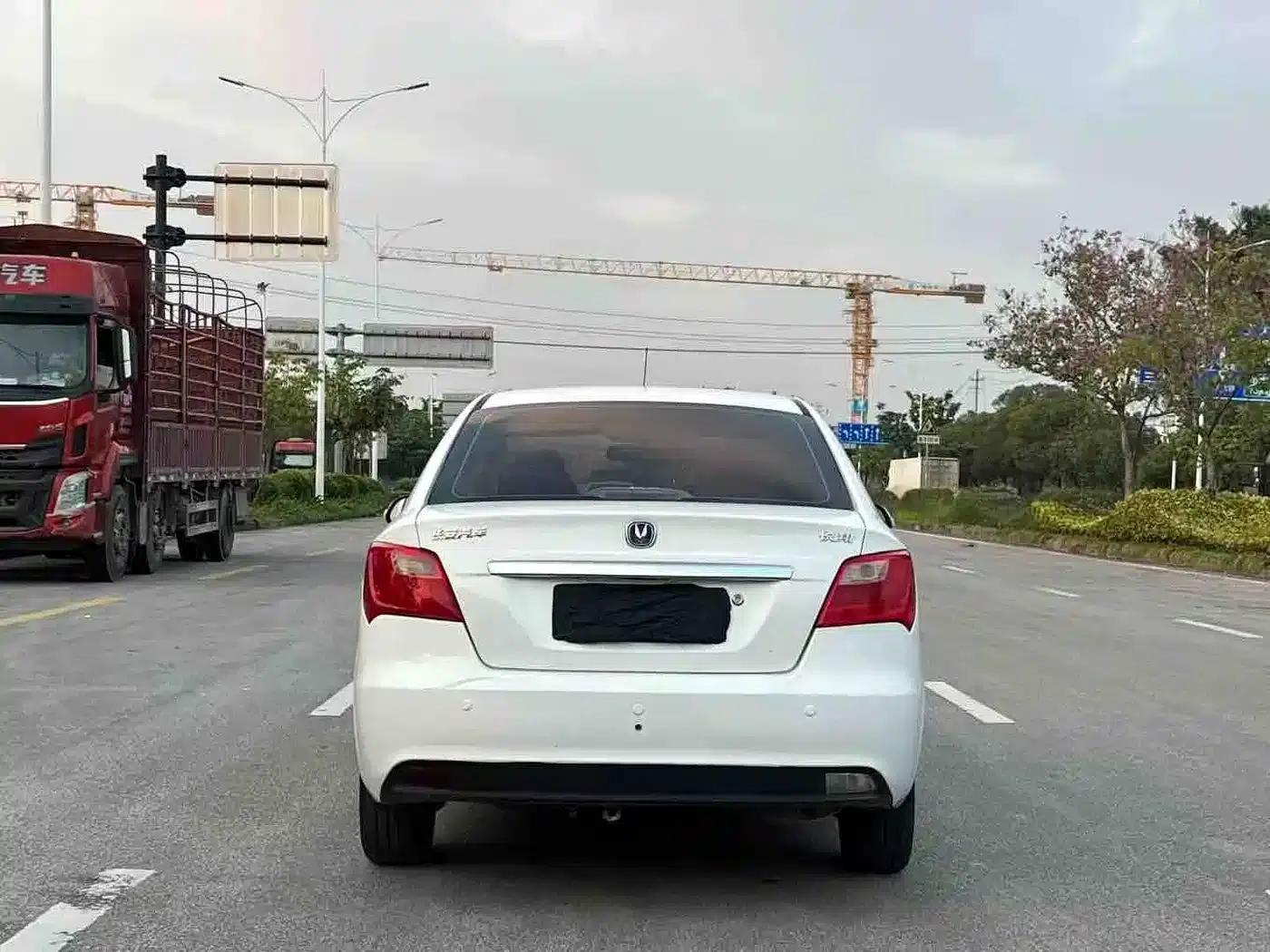 Yuexiang V3 2015 1.4L Manual Comfort Edition (National IV Emission Standard) — миниатюра 8