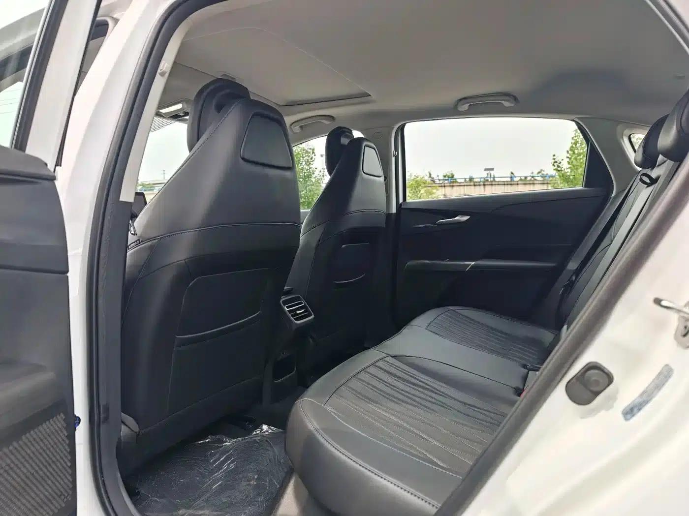 Changan Eado PHEV 2025 Smart Blue Whale 145KM Battleship Edition — миниатюра 7