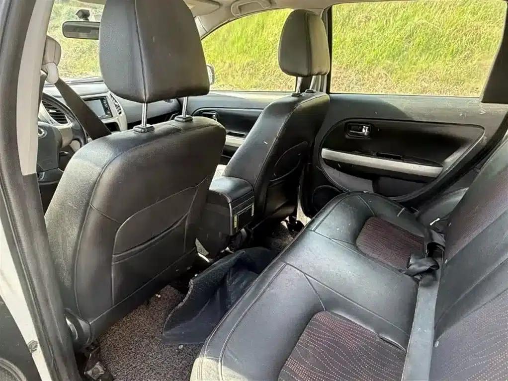 Great Wall M4 2012 1.5L Manual Comfort Model — миниатюра 3