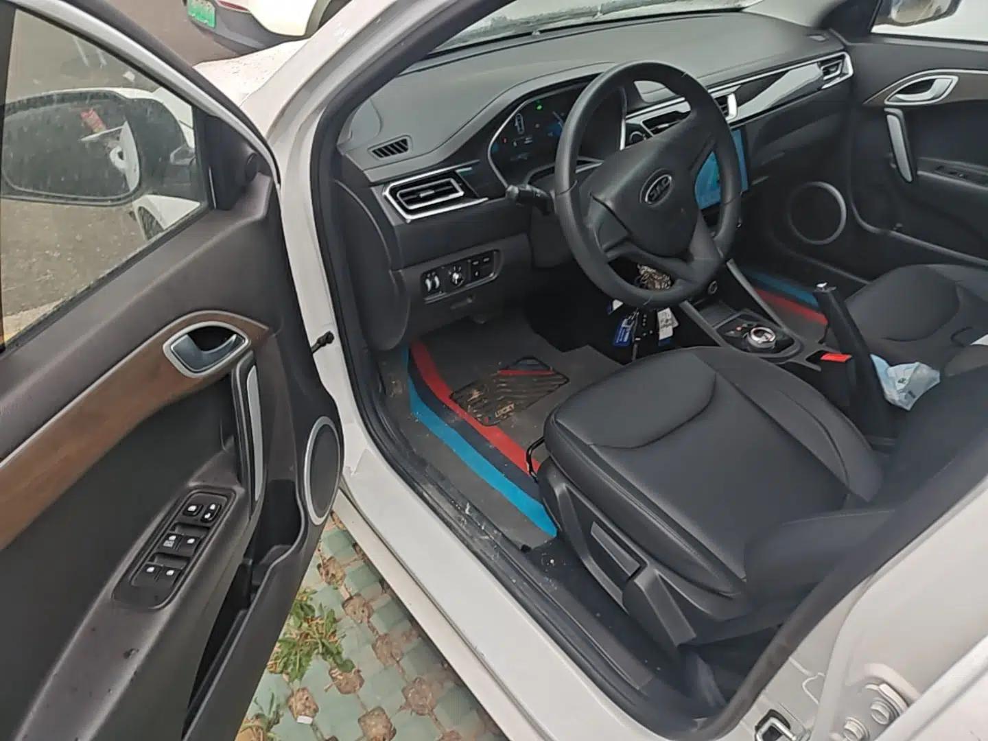 JAC Group iEVA50 2021 Battery-Swap Comfort Version — миниатюра 19