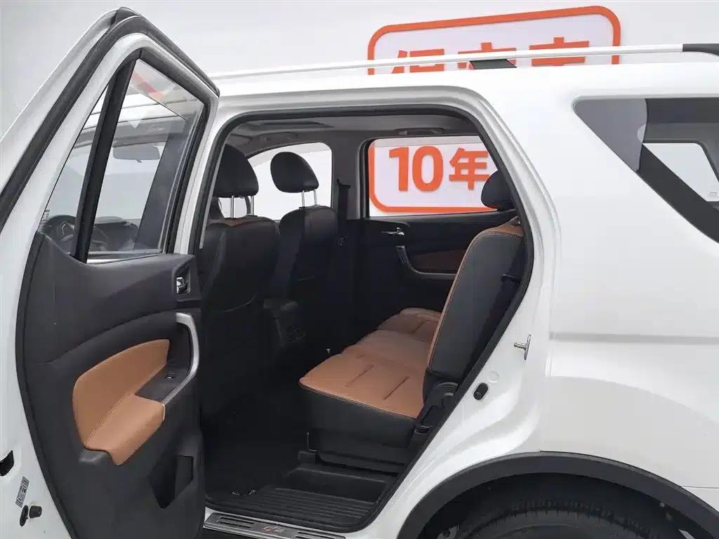 Changan Oushang CX70 2016 1.6L Manual Deluxe Edition — миниатюра 15