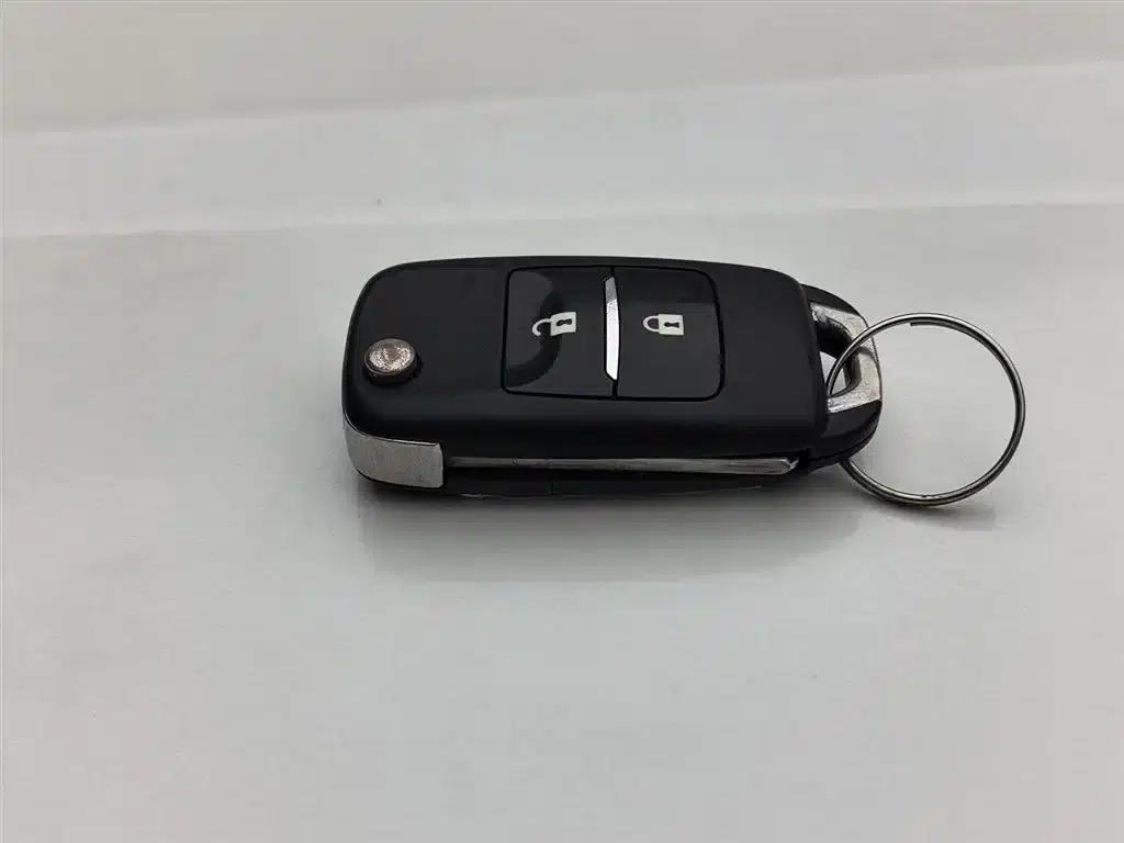 Changan Oushang CX70 2016 1.6L Manual Deluxe Edition — миниатюра 19