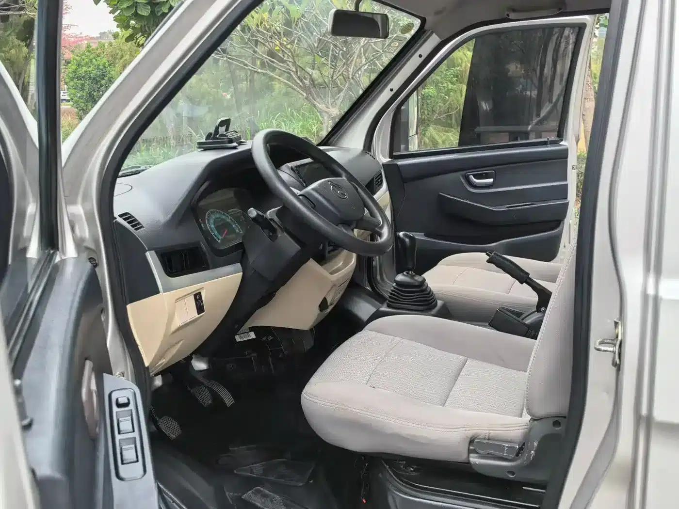 Crossover King X5 2021 1.6L Gasoline Comfort Edition Single Cab, Dual Rear Wheels, 3400mm Cargo Box (DAM16KR) — миниатюра 8