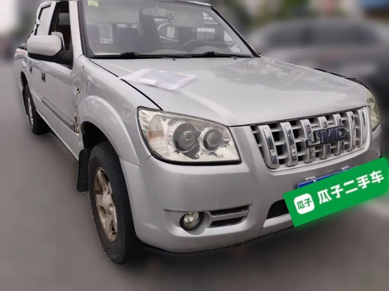JMC Baodian 2015 2.8T New Value-Driven Diesel Two-Wheel Drive Luxury Edition JX493ZLQ4C — миниатюра 3