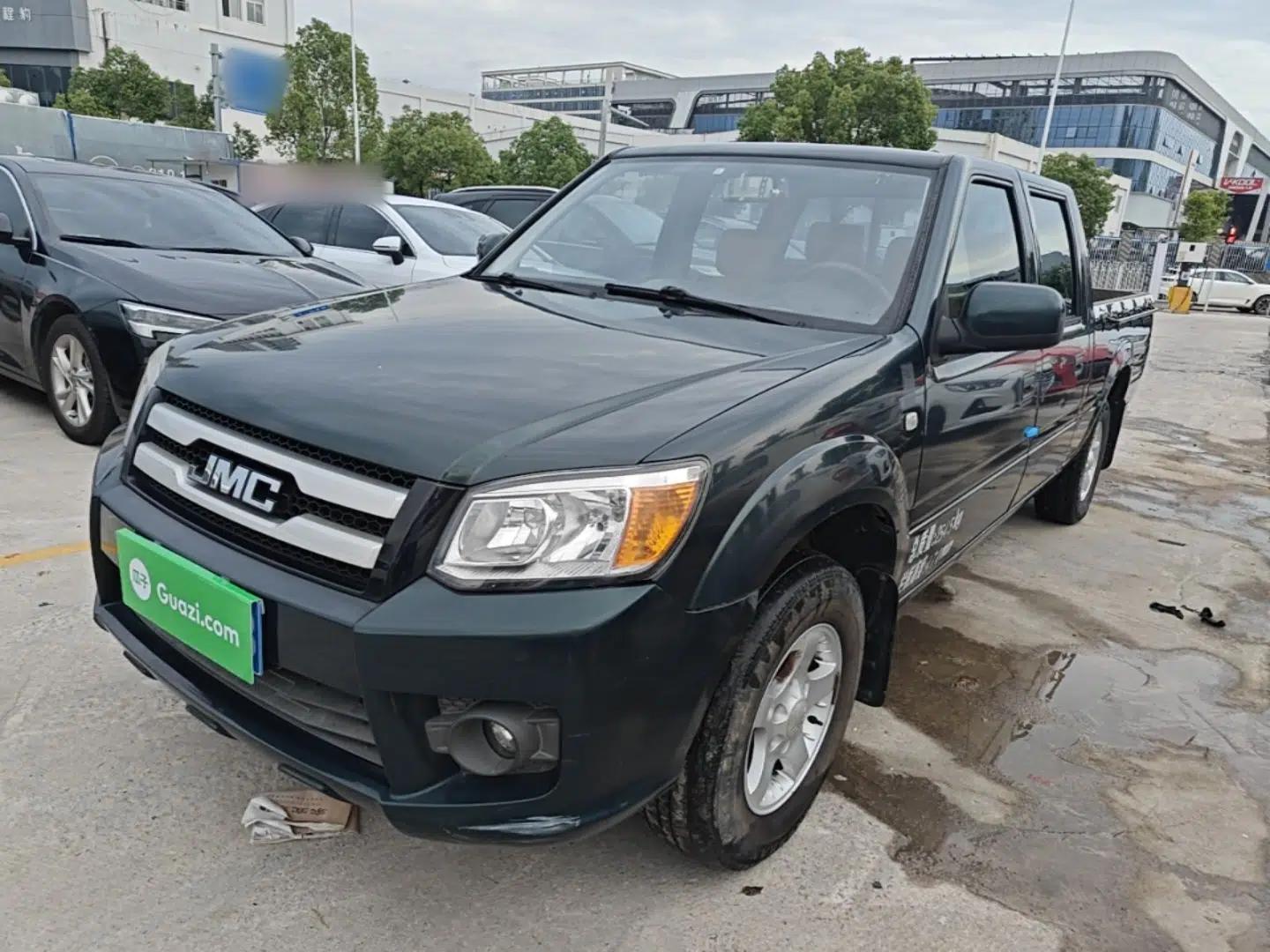 JMC Baodian 2018 2.9T New Value-Packed Two-Wheel-Drive Diesel Comfort Version with Extended Cargo Bed – JX4D30B5L — миниатюра 1