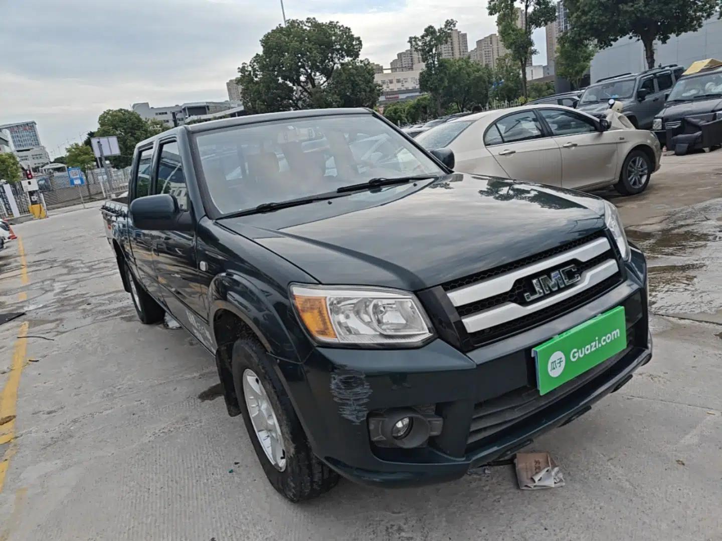 JMC Baodian 2018 2.9T New Value-Packed Two-Wheel-Drive Diesel Comfort Version with Extended Cargo Bed – JX4D30B5L — миниатюра 3