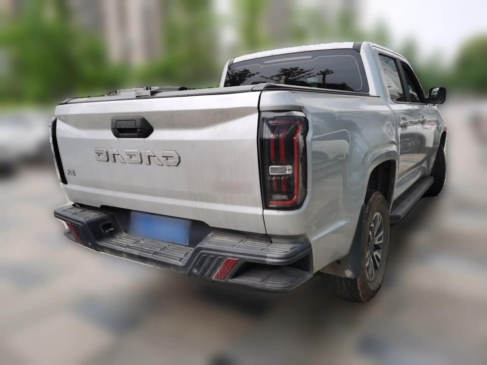 JMC DaDao 2023 Chasing Light 2.3T Gasoline Automatic 4x4 Standard-Wheel Enjoyment Model — миниатюра 6