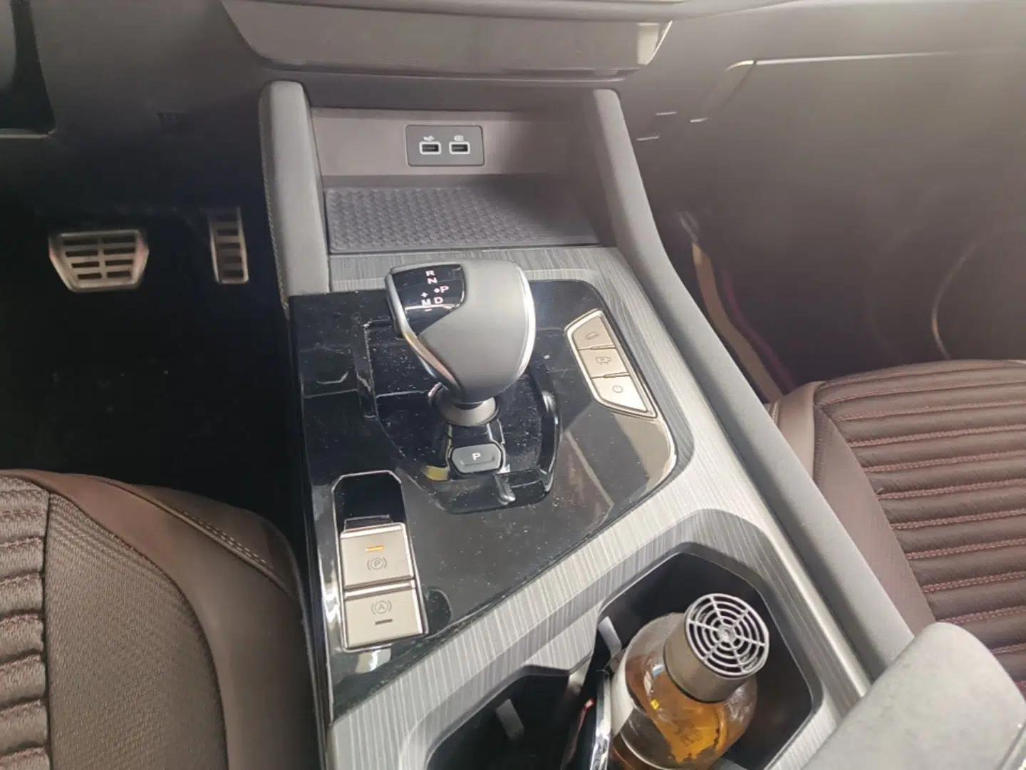 JETOUR X90 PLUS 2024 1.6TD DCT Villa 5-Seater — миниатюра 17