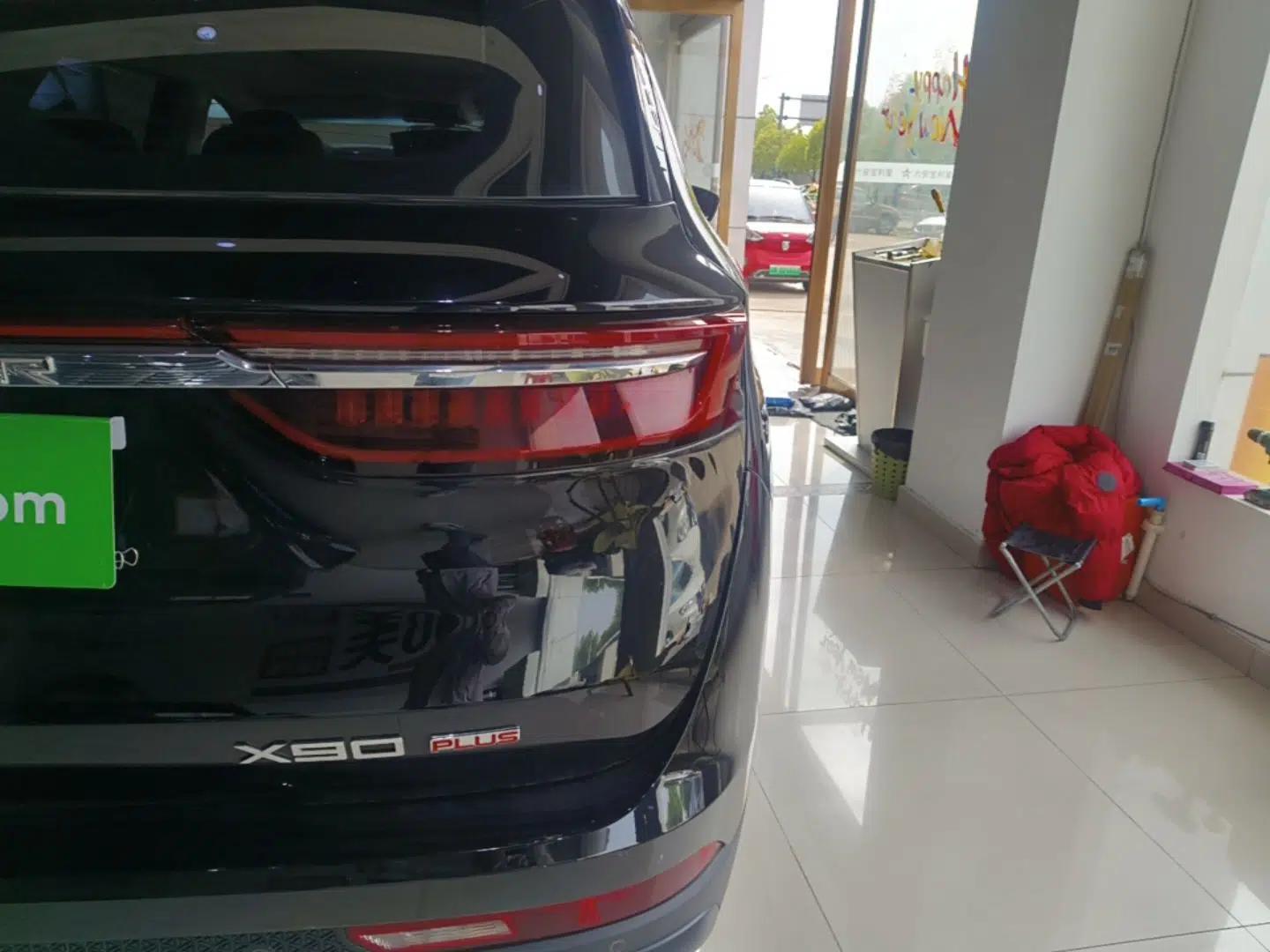 JETOUR X90 PLUS 2024 1.6TD DCT Villa 5-Seater — миниатюра 7