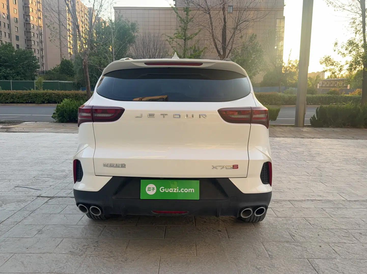 JETOUR X70S 2022 1.5T Manual Fanghua Edition 5 Seats — миниатюра 4