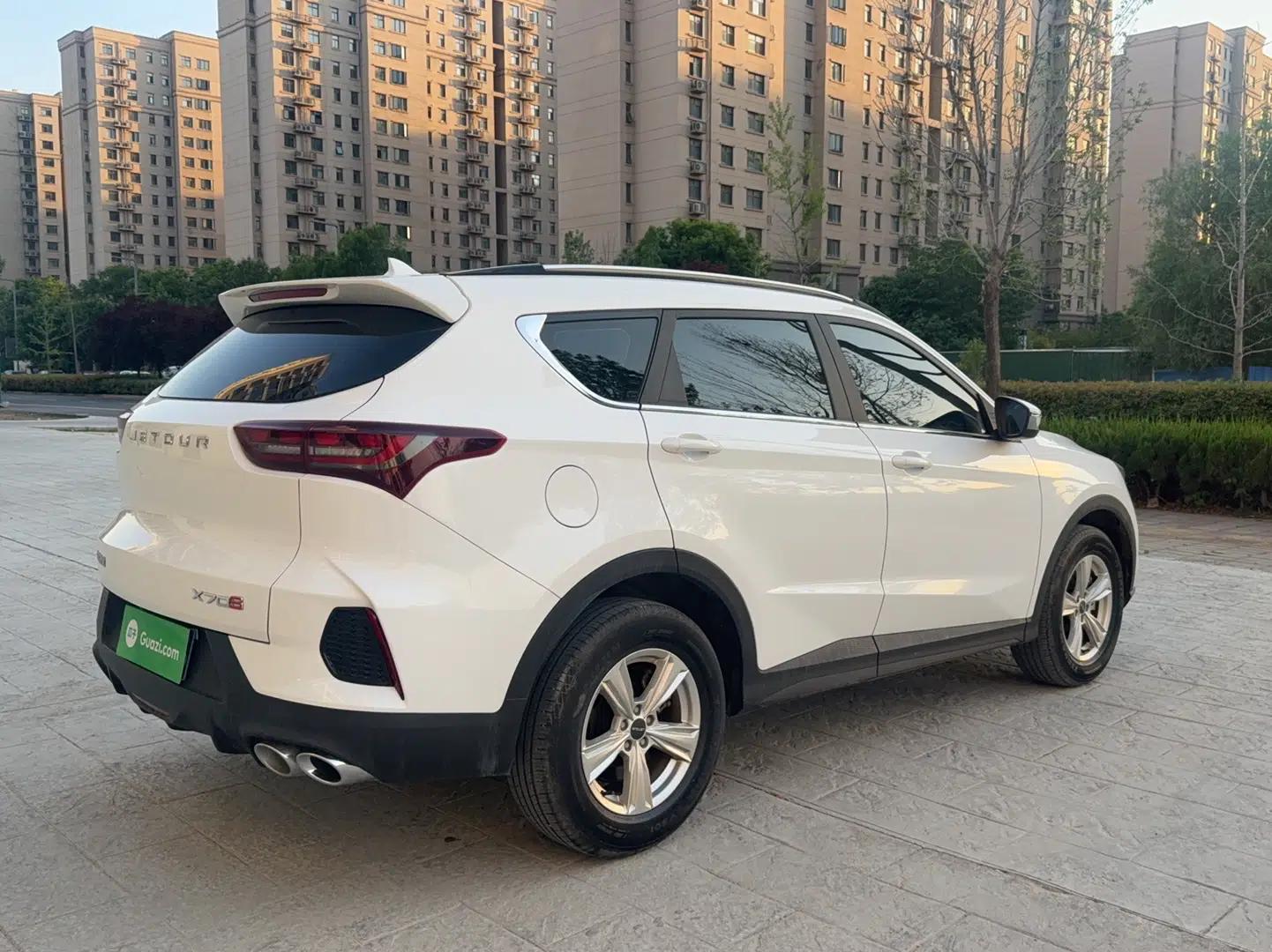 JETOUR X70S 2022 1.5T Manual Fanghua Edition 5 Seats — миниатюра 5