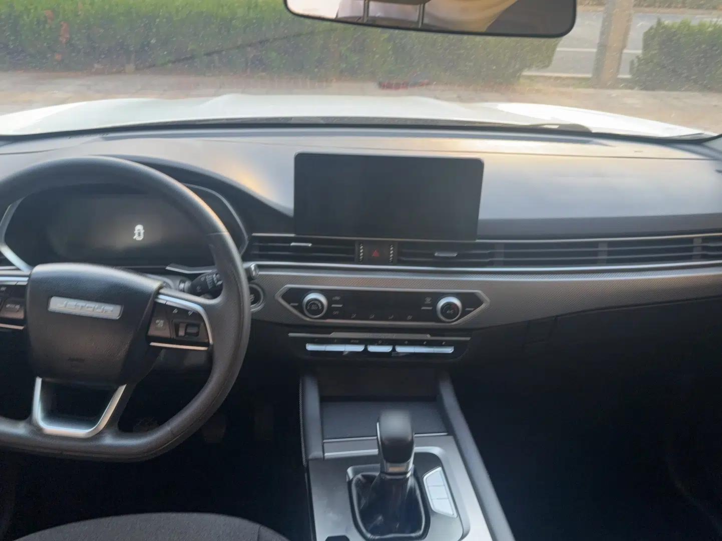 JETOUR X70S 2022 1.5T Manual Fanghua Edition 5 Seats — миниатюра 10