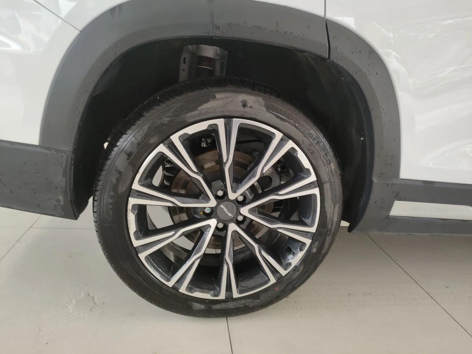 JETOUR X90 PRO 2024 2.0T DCT Prestige 7-Seater — миниатюра 10