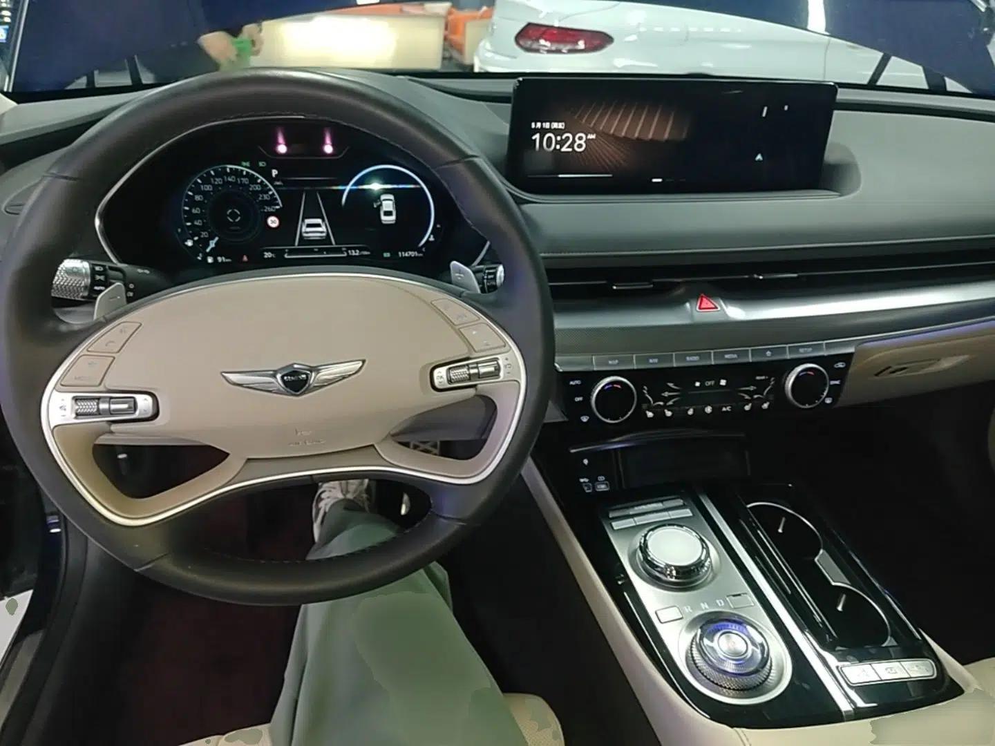 Genesis G80 2023 2.5T Rear-Drive Luxury Edition — миниатюра 13