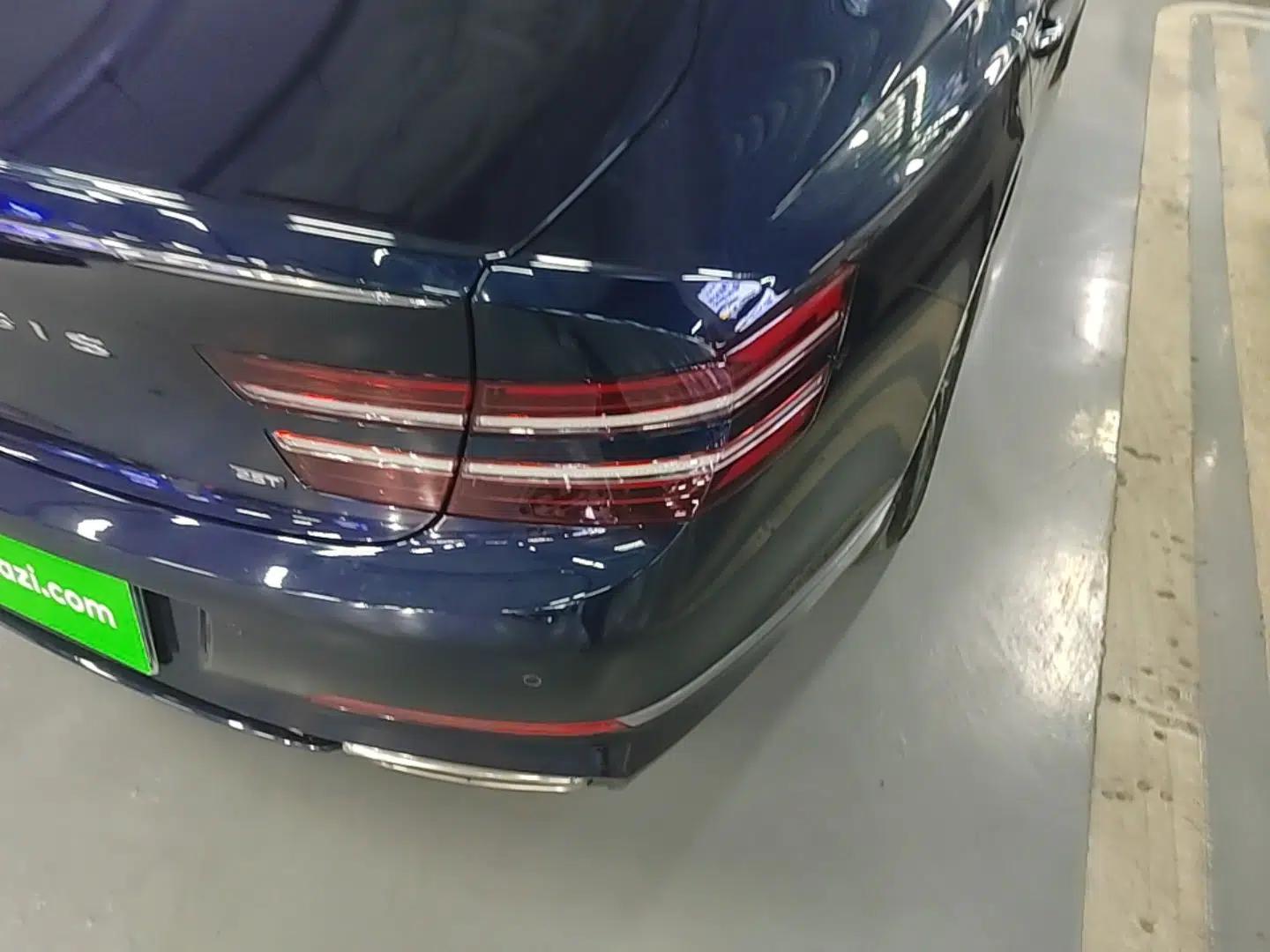 Genesis G80 2023 2.5T Rear-Drive Luxury Edition — миниатюра 7