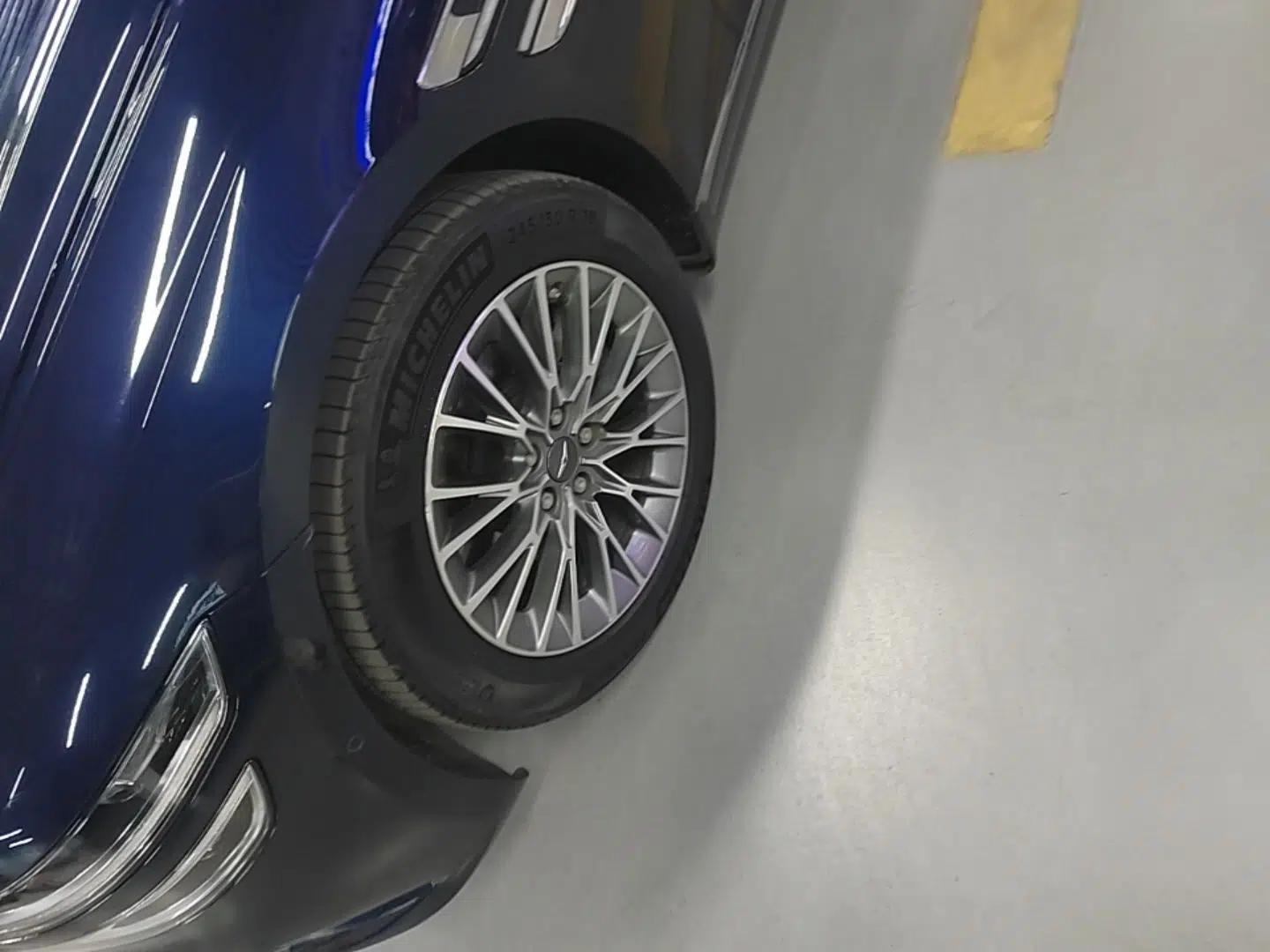 Genesis G80 2023 2.5T Rear-Drive Luxury Edition — миниатюра 8