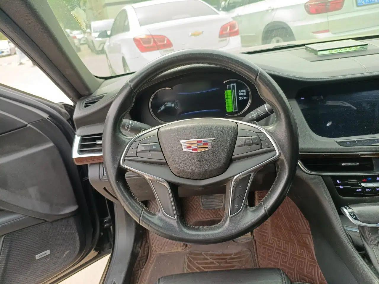 Cadillac CT6 PLUG-IN 2017 30E Elite Version — миниатюра 11