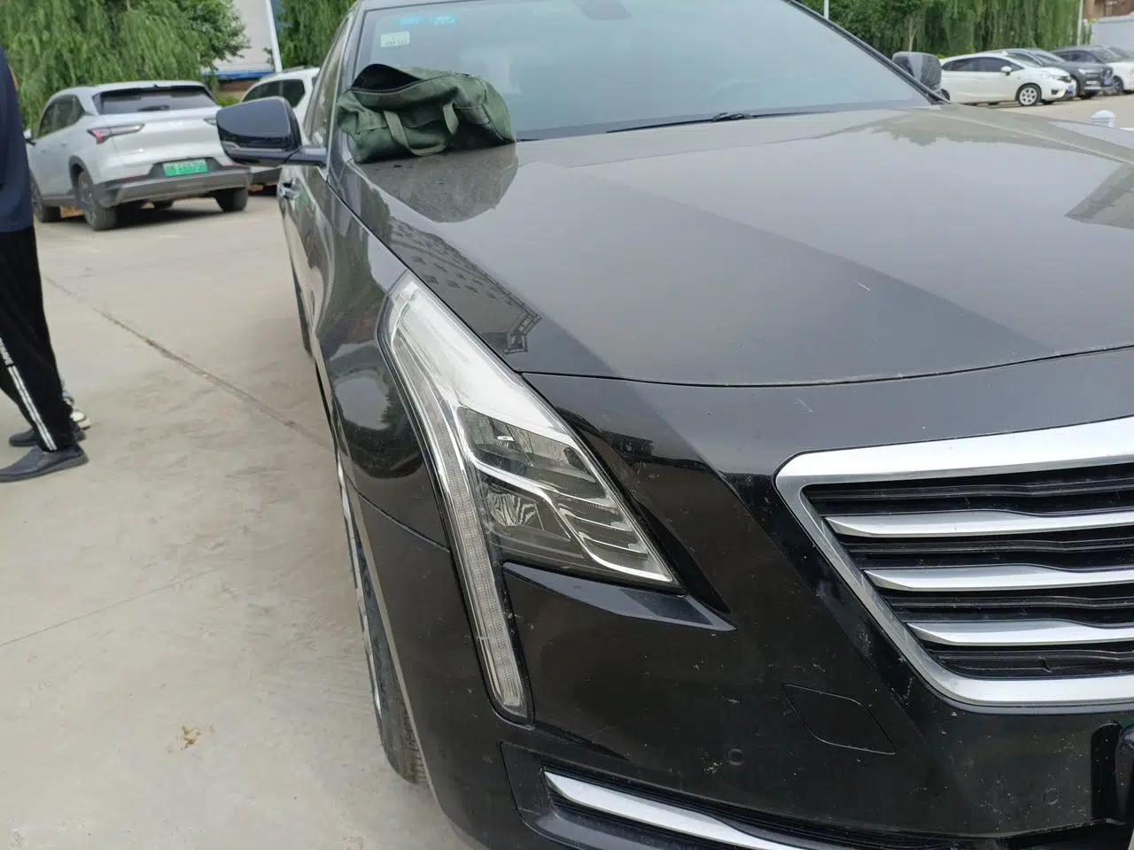 Cadillac CT6 PLUG-IN 2017 30E Elite Version — миниатюра 7