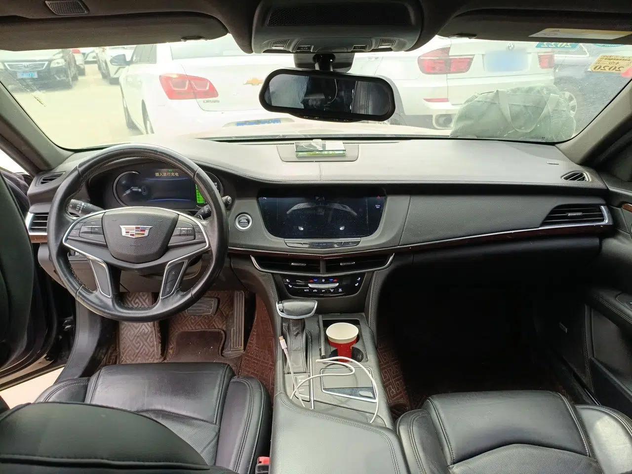 Cadillac CT6 PLUG-IN 2017 30E Elite Version — миниатюра 10