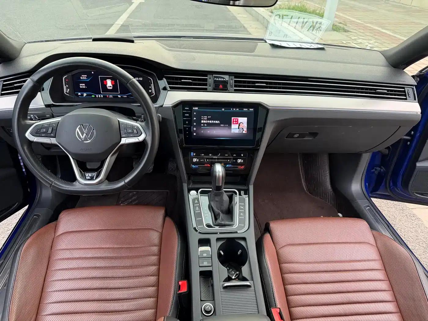 Passat Variant 2021 2.0T Long Range Edition — миниатюра 15