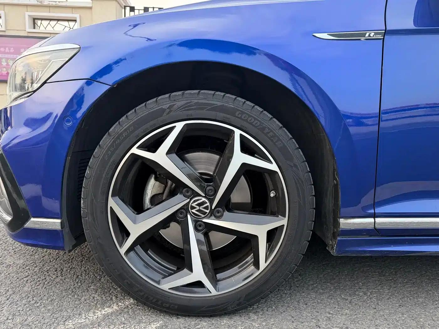 Passat Variant 2021 2.0T Long Range Edition — миниатюра 18