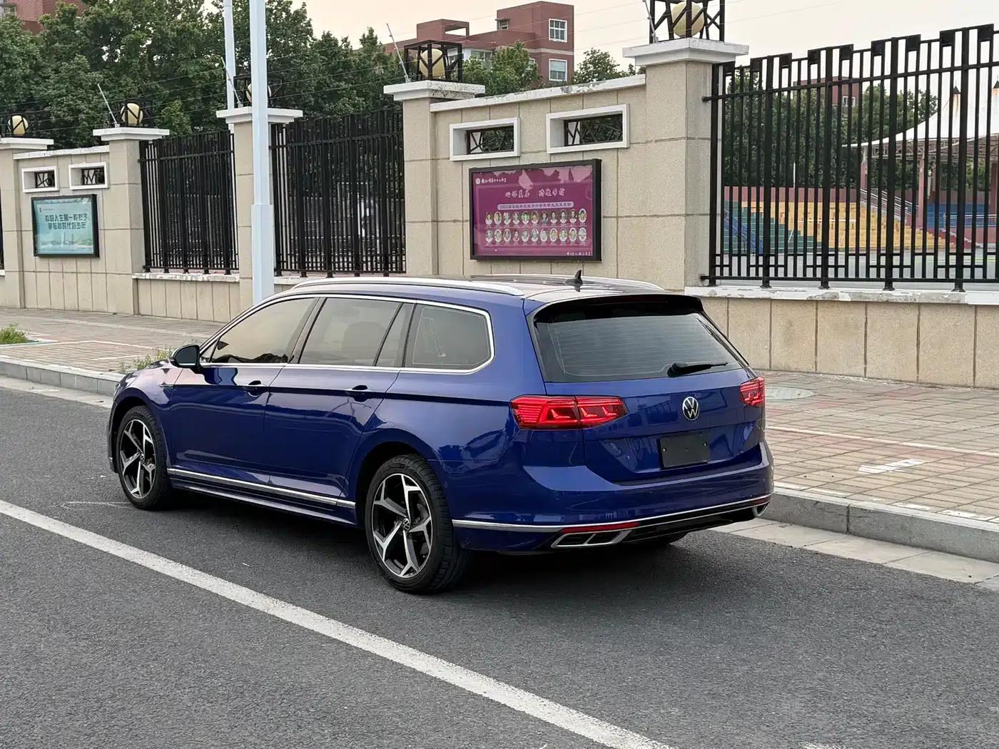 Passat Variant 2021 2.0T Long Range Edition — миниатюра 19