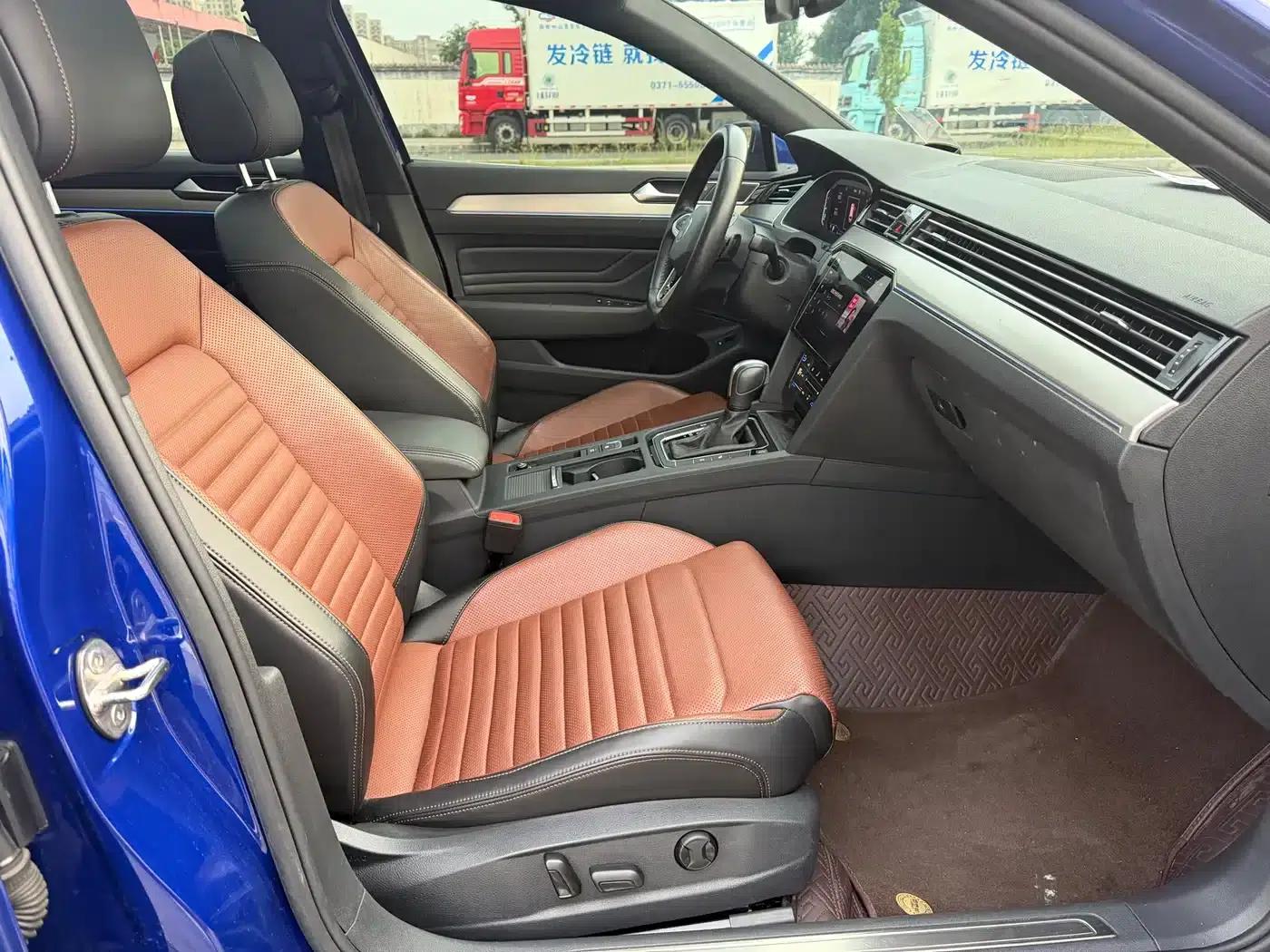 Passat Variant 2021 2.0T Long Range Edition — миниатюра 5