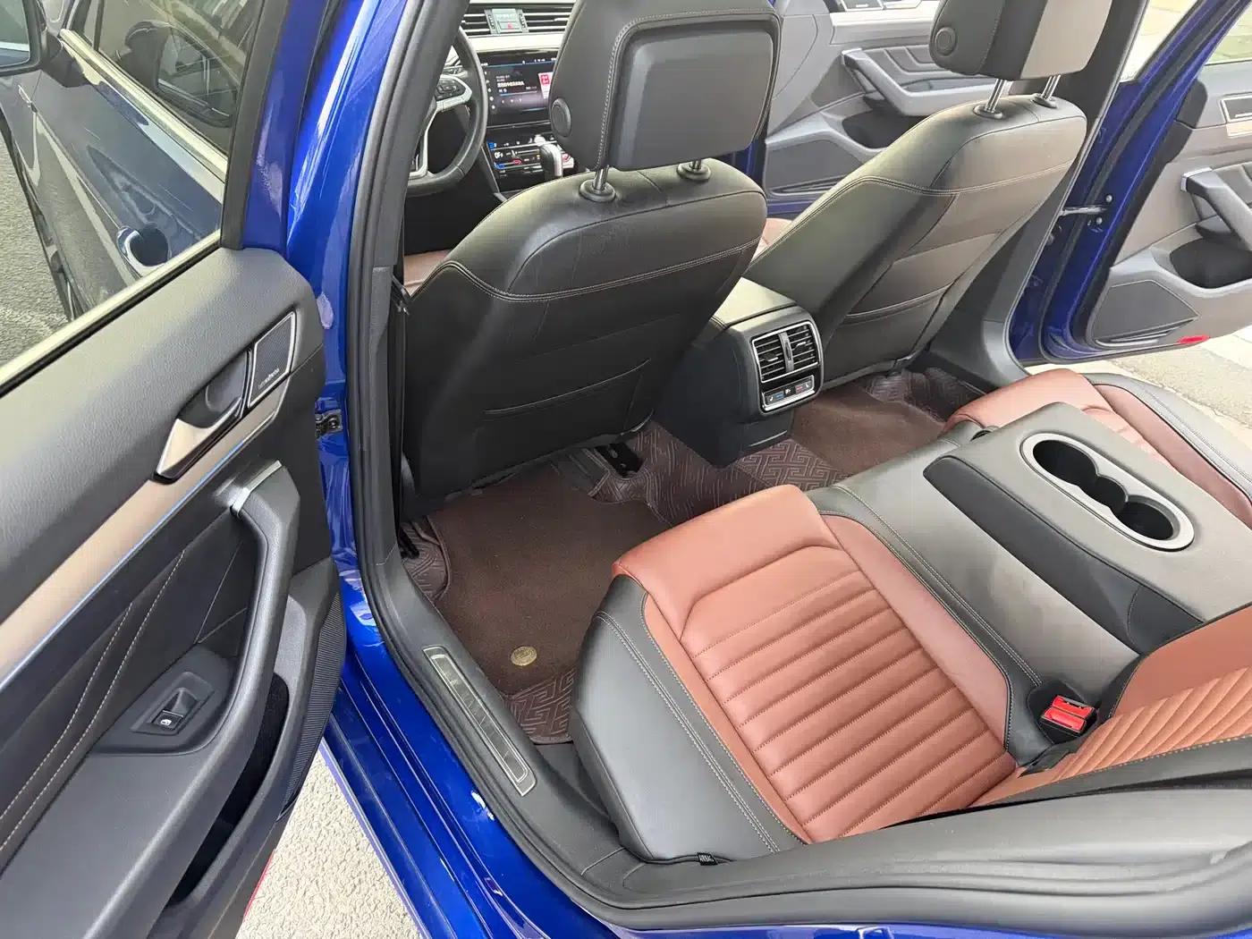 Passat Variant 2021 2.0T Long Range Edition — миниатюра 8