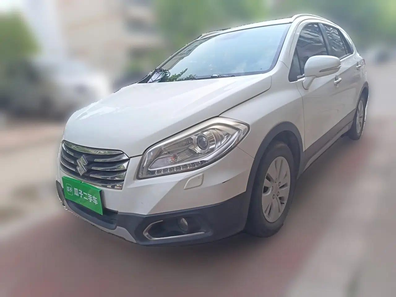 Suzuki S-Cross 2014 1.6L CVT Two-Wheel Drive Elite Version — миниатюра 1