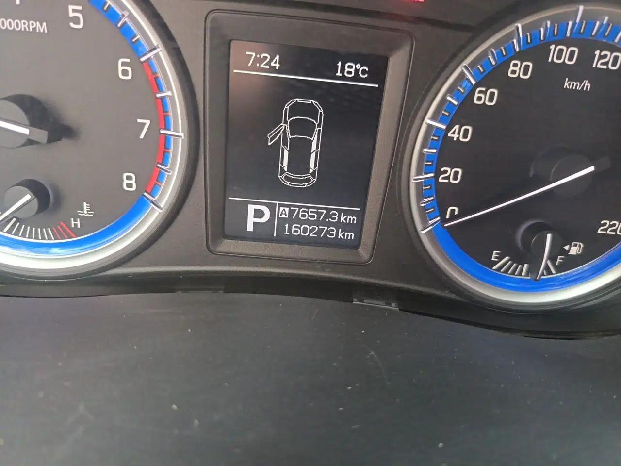 Suzuki S-Cross 2014 1.6L CVT Two-Wheel Drive Elite Version — миниатюра 13
