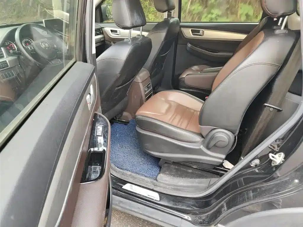Fengxing SX6 2018 1.6L Manual Deluxe Edition — миниатюра 14