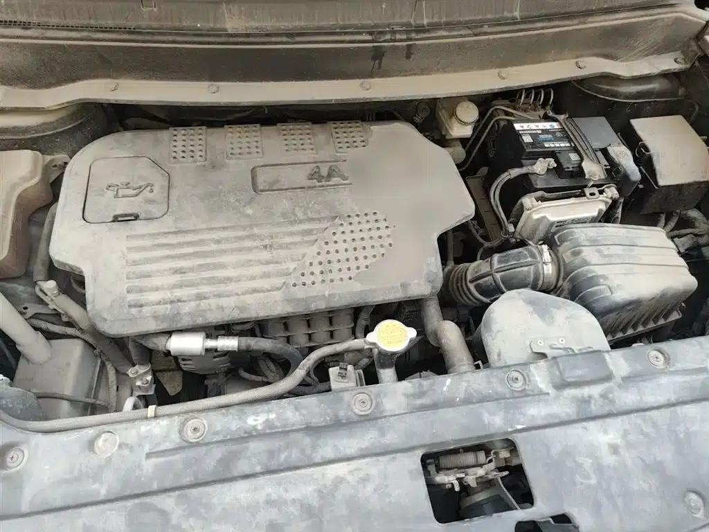 Fengxing SX6 2018 1.6L Manual Deluxe Edition — миниатюра 17