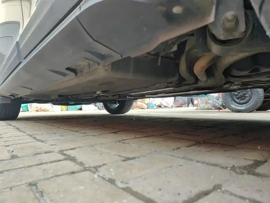 Fengxing SX6 2018 1.6L Manual Deluxe Edition — миниатюра 20