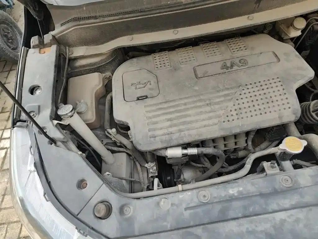 Fengxing SX6 2018 1.6L Manual Deluxe Edition — миниатюра 23