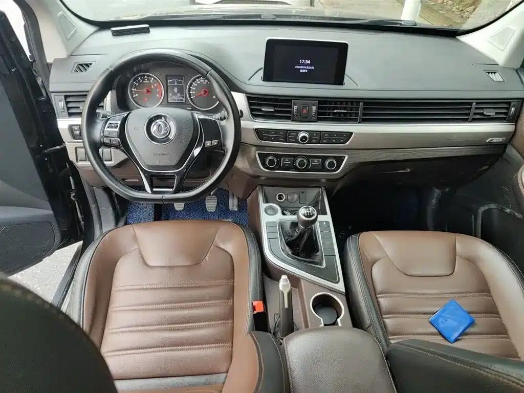 Fengxing SX6 2018 1.6L Manual Deluxe Edition — миниатюра 6