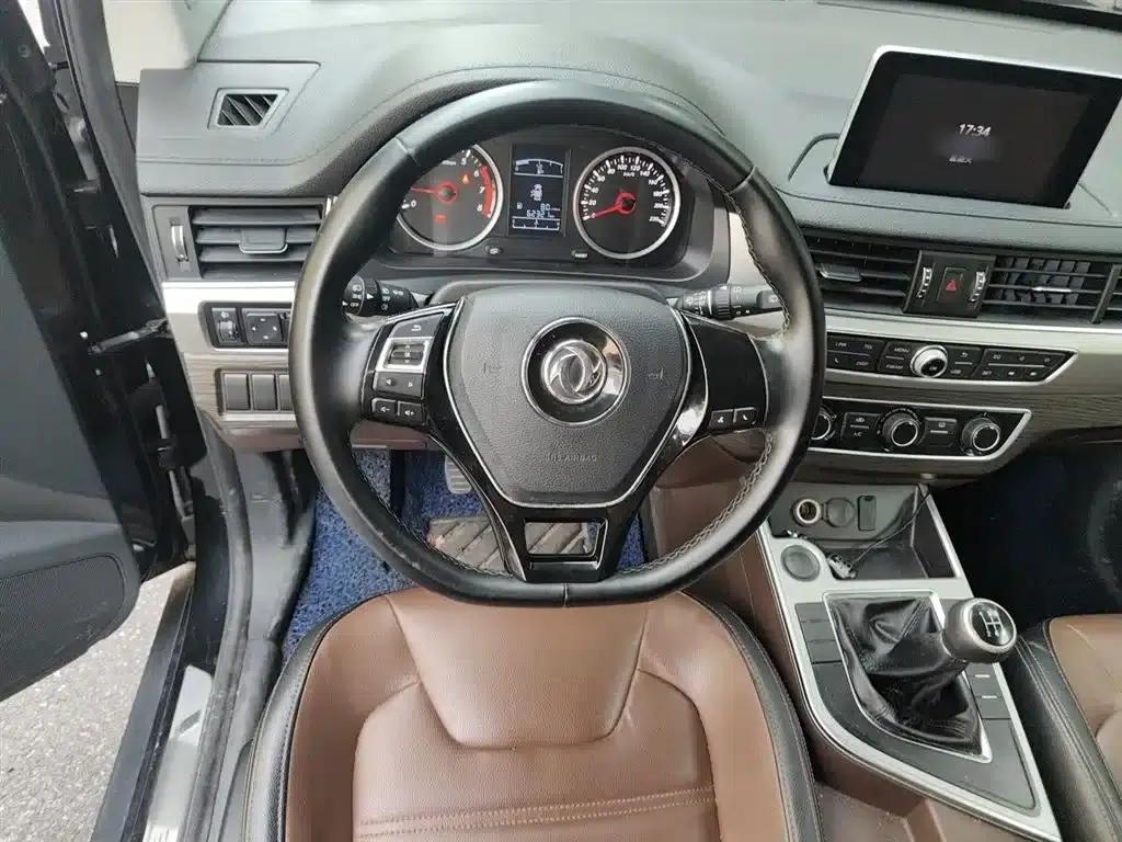 Fengxing SX6 2018 1.6L Manual Deluxe Edition — миниатюра 7