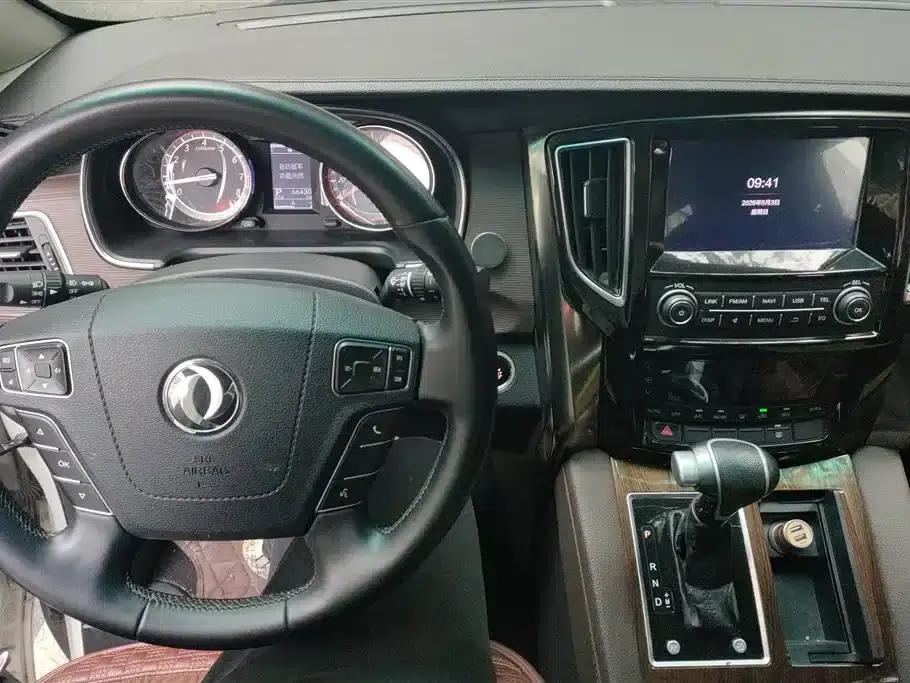 Fengxing CM7 2018 Facelift 2.0T Automatic Premium Edition — миниатюра 12