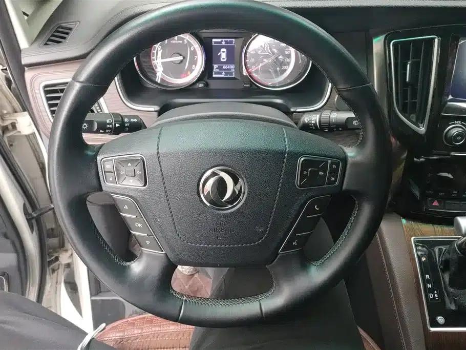 Fengxing CM7 2018 Facelift 2.0T Automatic Premium Edition — миниатюра 15