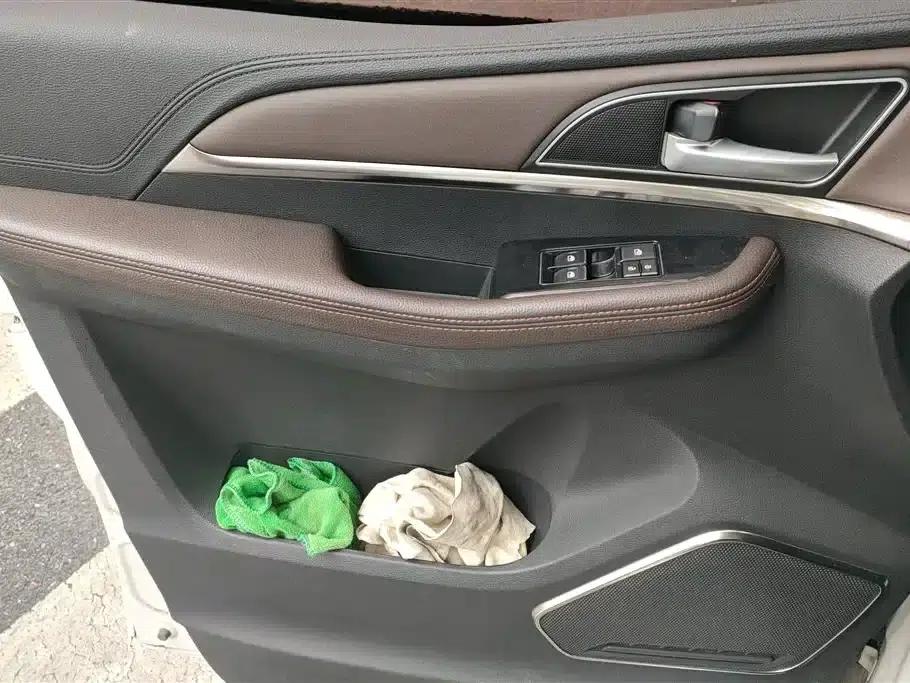 Fengxing CM7 2018 Facelift 2.0T Automatic Premium Edition — миниатюра 7