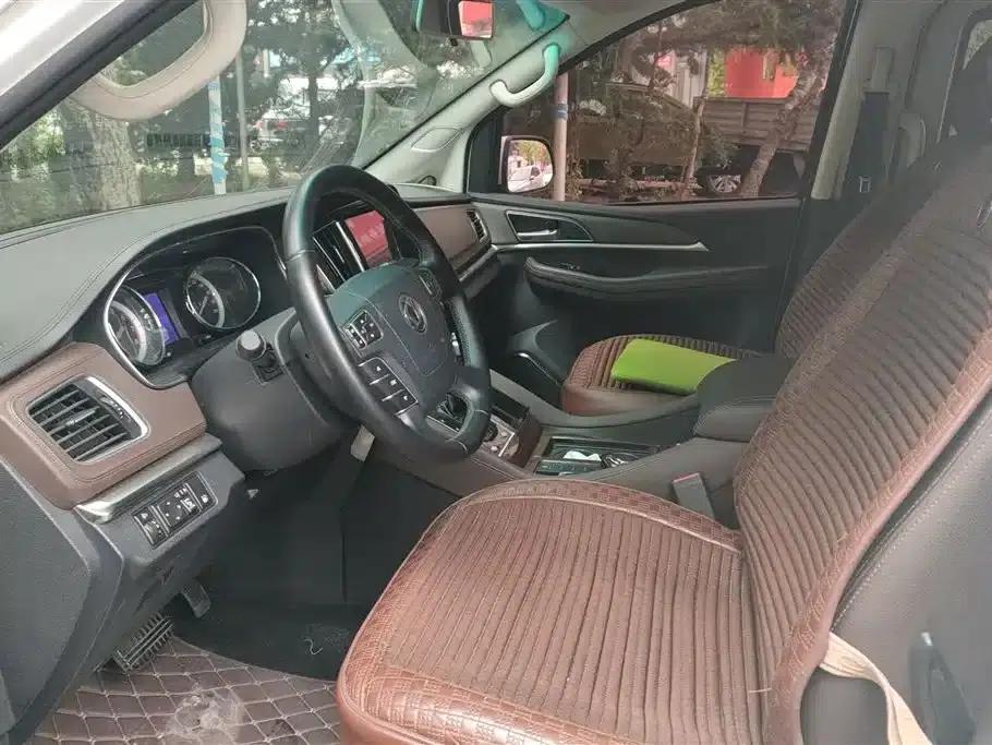 Fengxing CM7 2018 Facelift 2.0T Automatic Premium Edition — миниатюра 9
