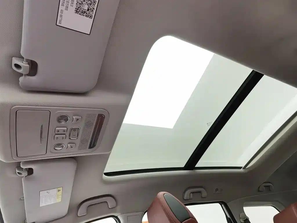 Fengxing T5L 2020 1.5T Automatic Luxury 7-seater National VI Emission Standard — миниатюра 14
