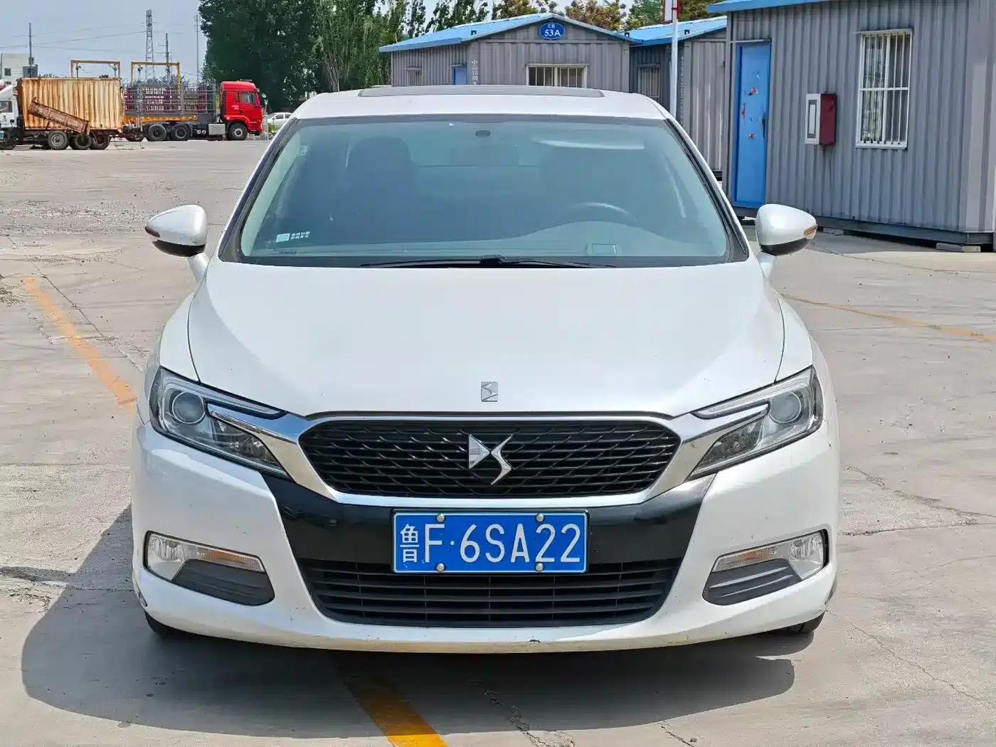 DS 5LS 2016 1.6T Fashion Edition THP160 — миниатюра 1