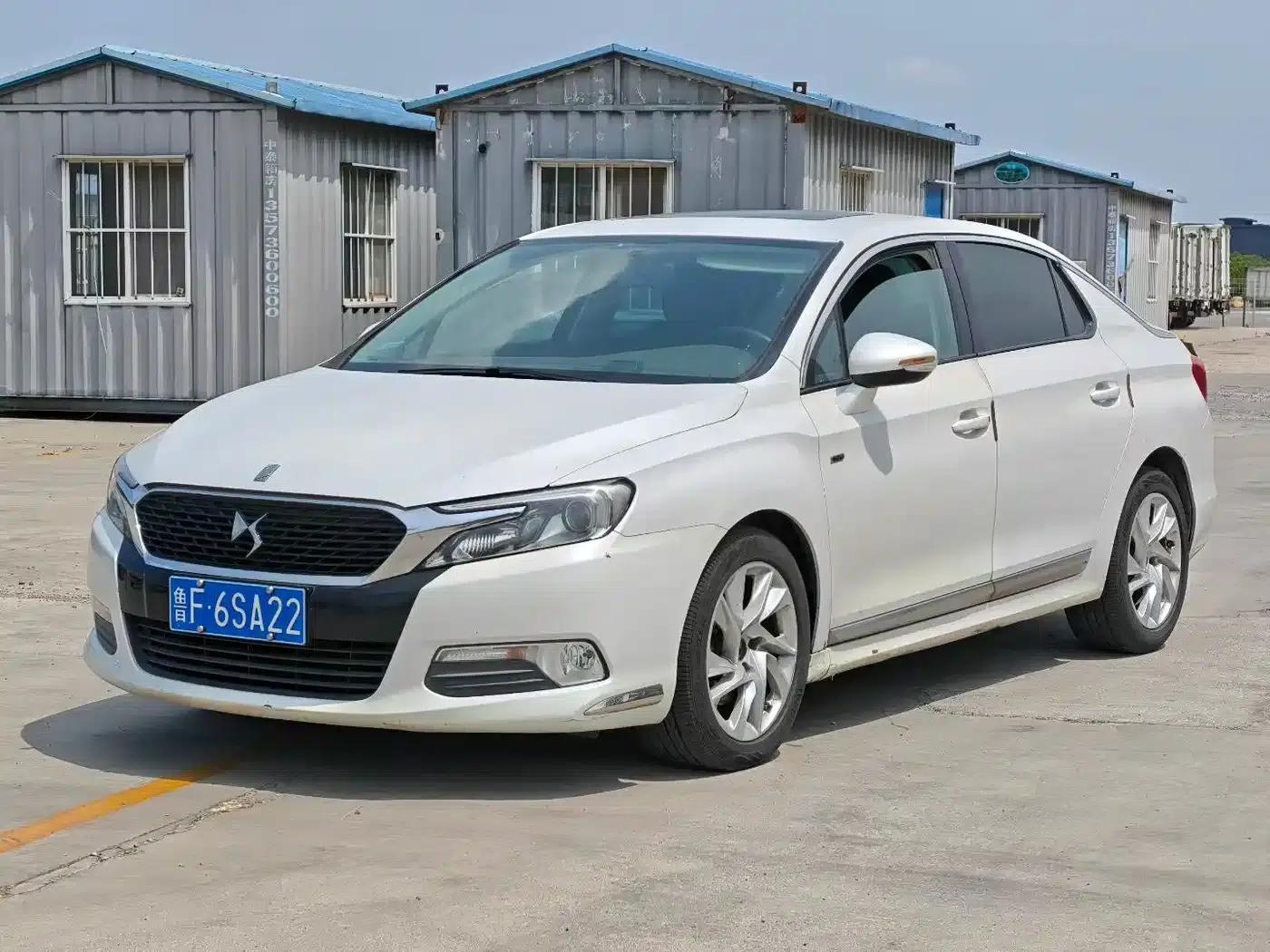 DS 5LS 2016 1.6T Fashion Edition THP160 — миниатюра 2